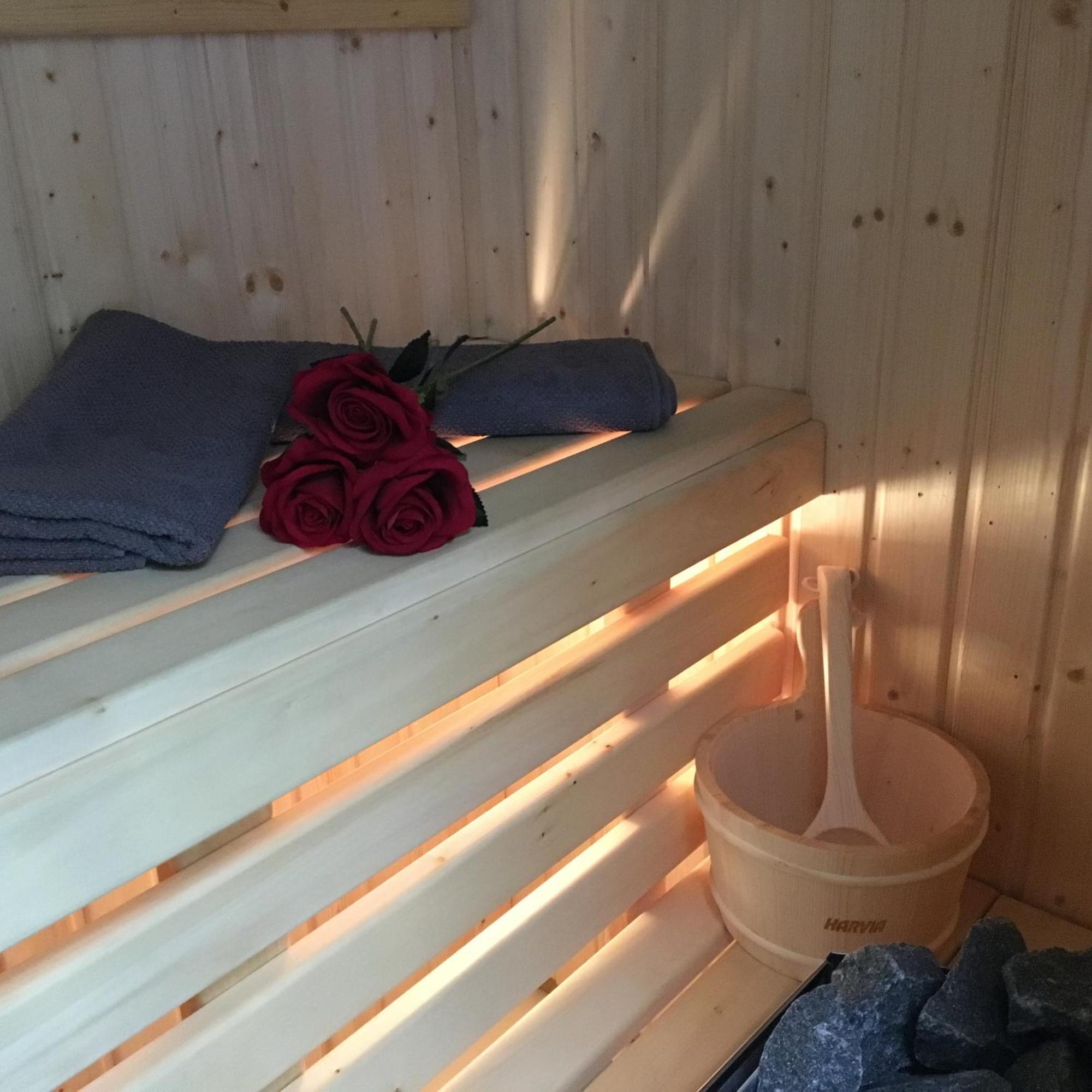 Family & Business Sauna Apartments Rynek Centrum Downtown - 2 Bedroom With Private Sauna, Balcony, Parking Kielce Exteriör bild