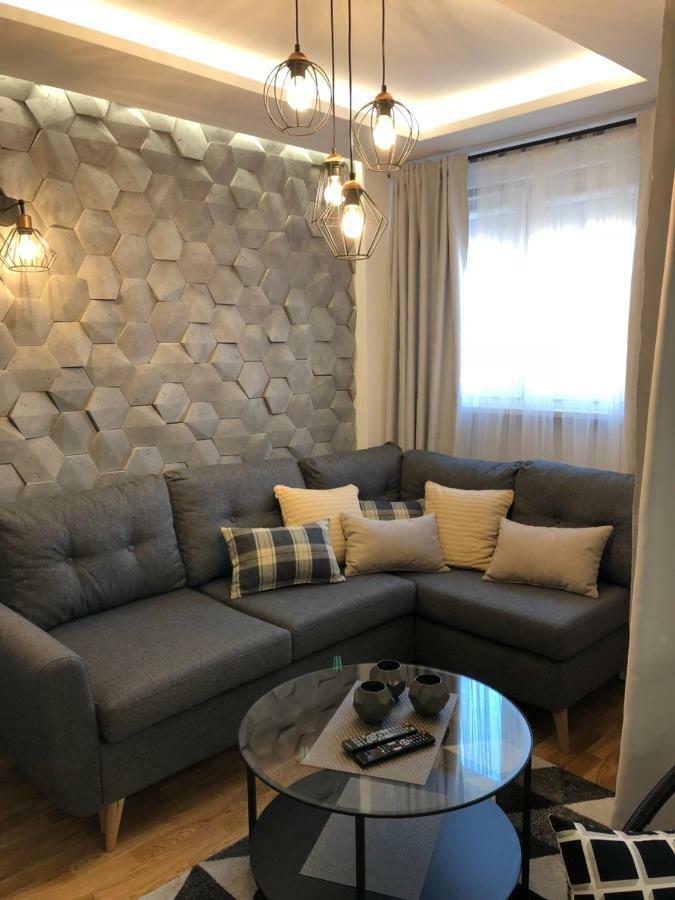 Family & Business Sauna Apartments Rynek Centrum Downtown - 2 Bedroom With Private Sauna, Balcony, Parking Kielce Exteriör bild