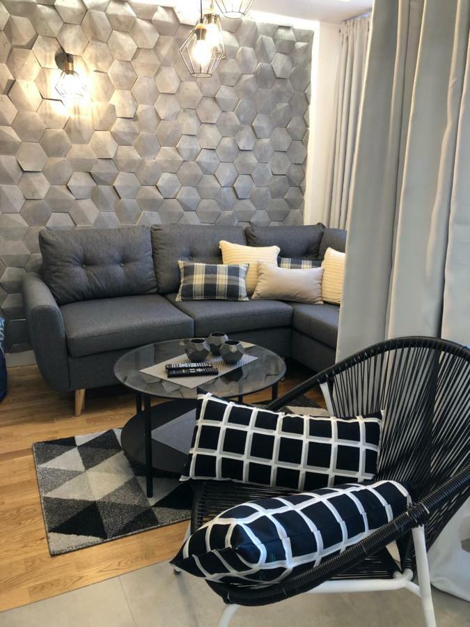 Family & Business Sauna Apartments Rynek Centrum Downtown - 2 Bedroom With Private Sauna, Balcony, Parking Kielce Exteriör bild