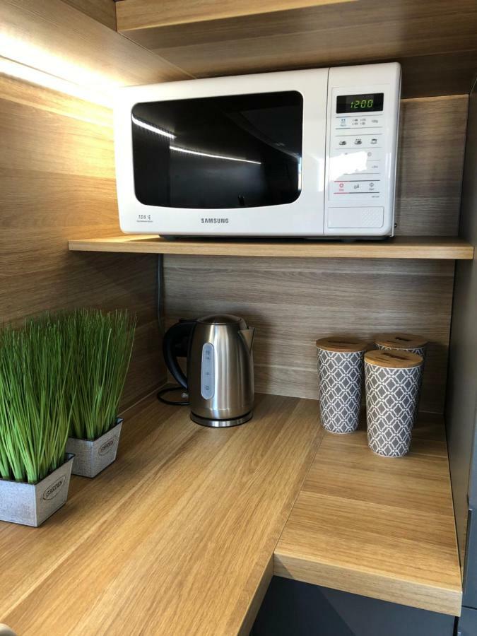 Family & Business Sauna Apartments Rynek Centrum Downtown - 2 Bedroom With Private Sauna, Balcony, Parking Kielce Exteriör bild
