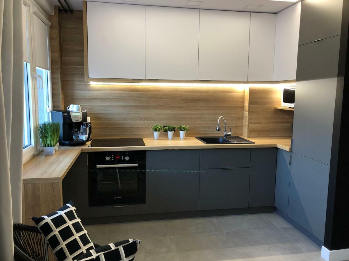 Family & Business Sauna Apartments Rynek Centrum Downtown - 2 Bedroom With Private Sauna, Balcony, Parking Kielce Exteriör bild