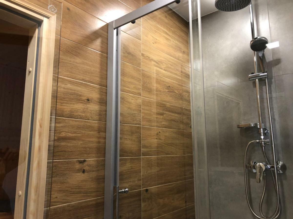 Family & Business Sauna Apartments Rynek Centrum Downtown - 2 Bedroom With Private Sauna, Balcony, Parking Kielce Exteriör bild