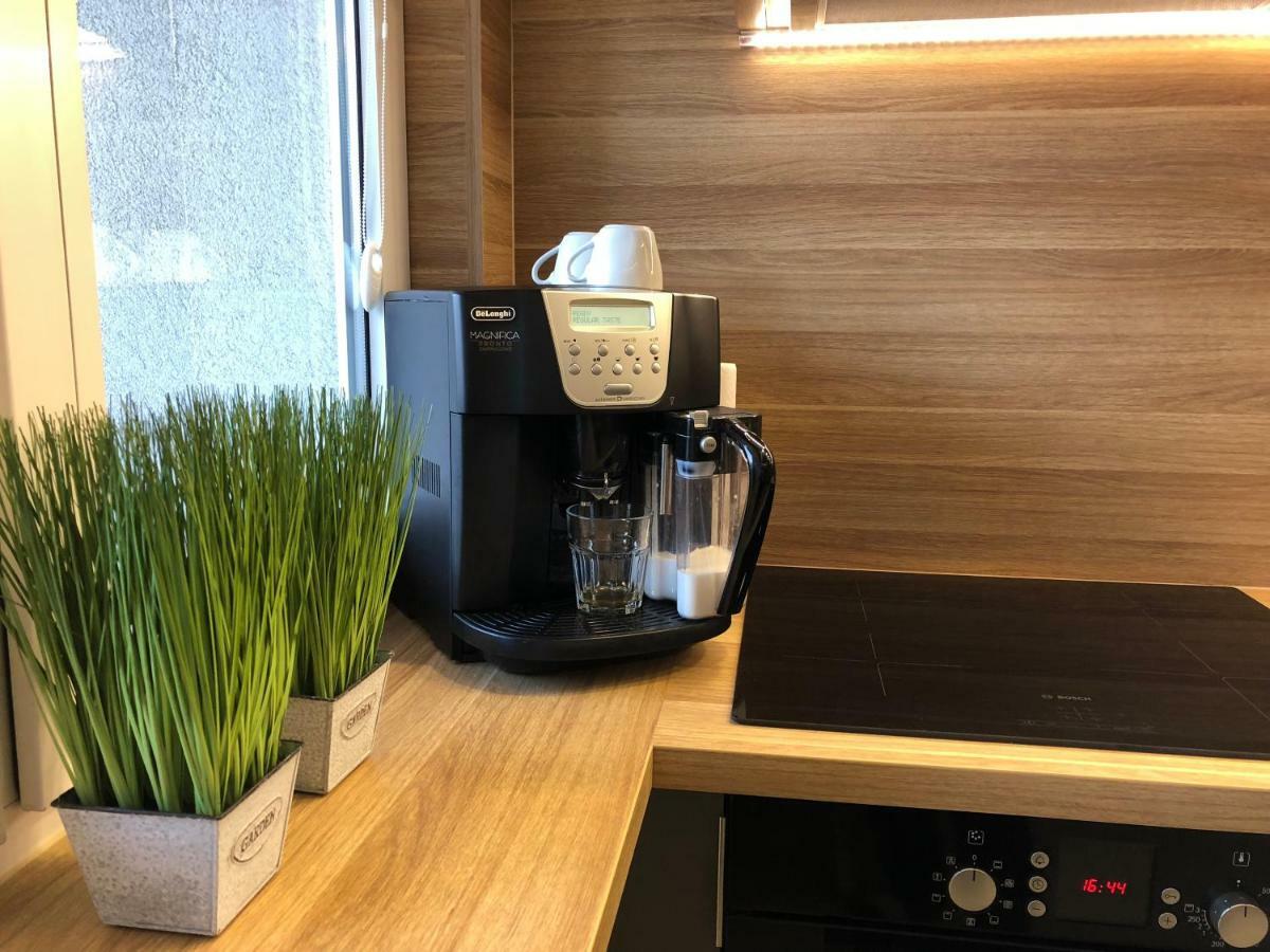 Family & Business Sauna Apartments Rynek Centrum Downtown - 2 Bedroom With Private Sauna, Balcony, Parking Kielce Exteriör bild