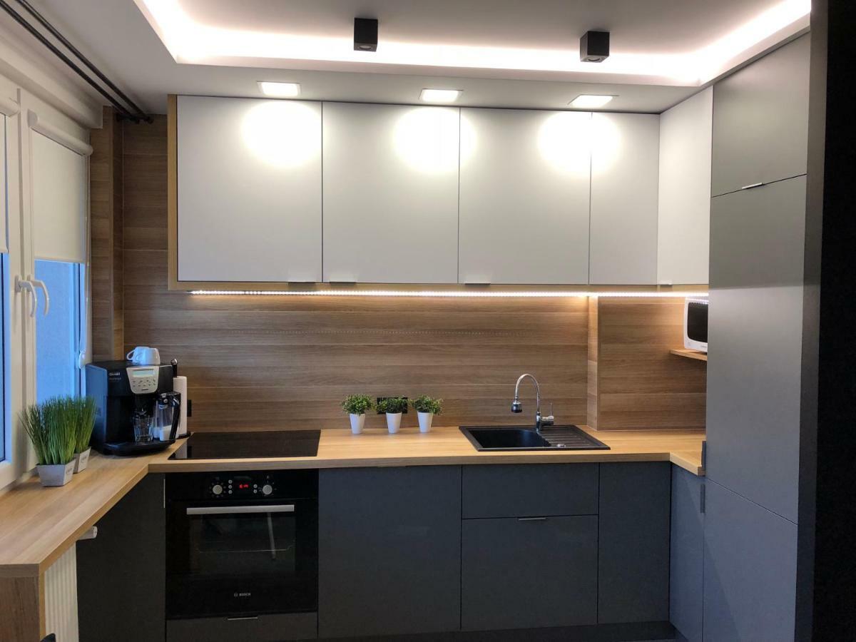 Family & Business Sauna Apartments Rynek Centrum Downtown - 2 Bedroom With Private Sauna, Balcony, Parking Kielce Exteriör bild